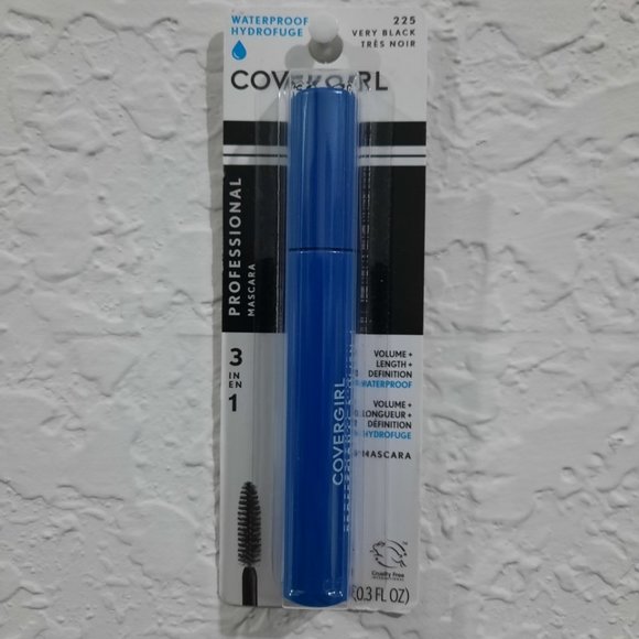 🟢 $ 5.00 COVERGIRL PROFESSIONAL MASCARA  VERY BLACK  # 225 WATERPROOF - Picture 1 of 5